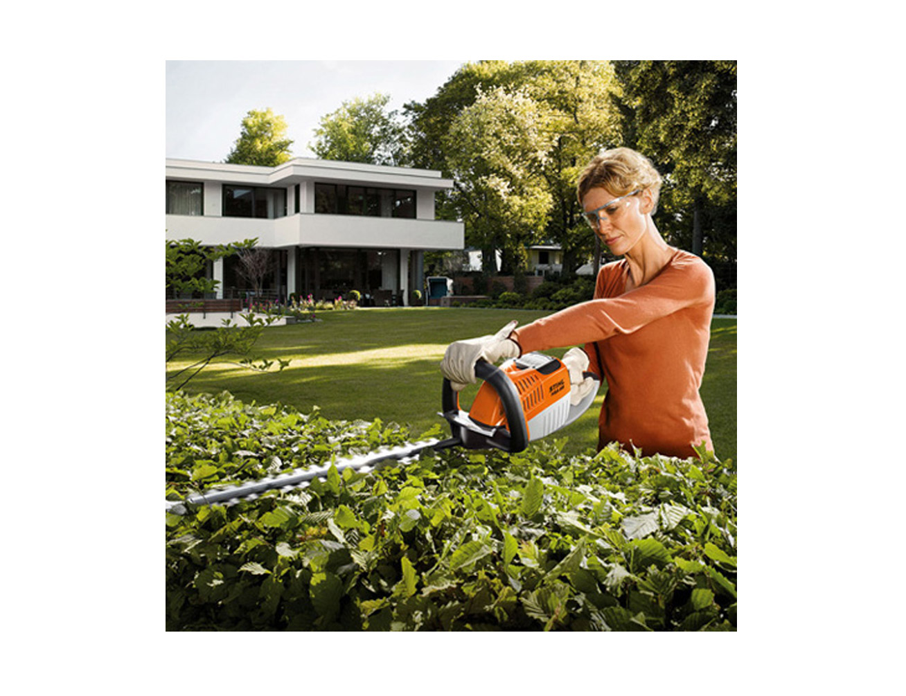 STIHL AkkuHeckenschere HSA 66 mit Akku AP 100 und Ladegerät AL 101